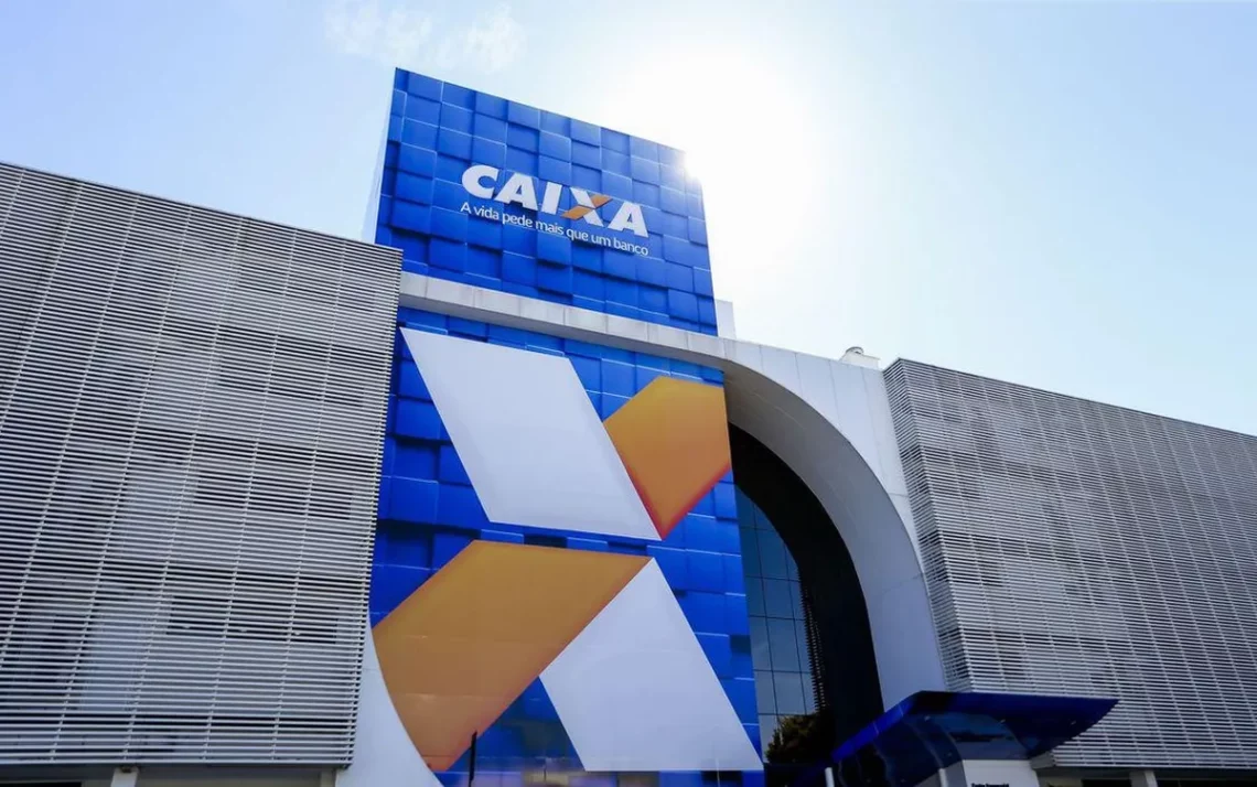 Caixa Econômica Federal, banco controlador