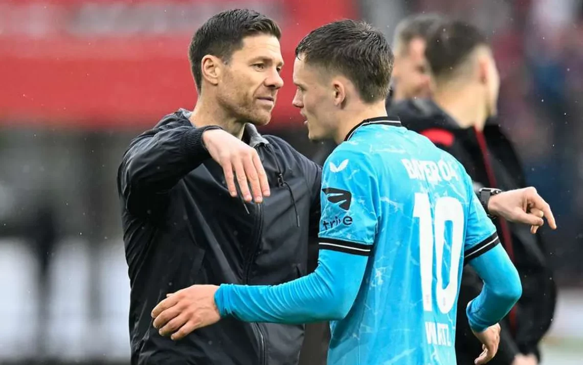 treinador espanhol, técnico Xabi Alonso