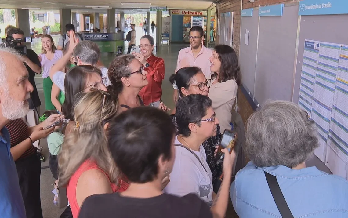 Universidade de Brasília, pessoas mais velhas