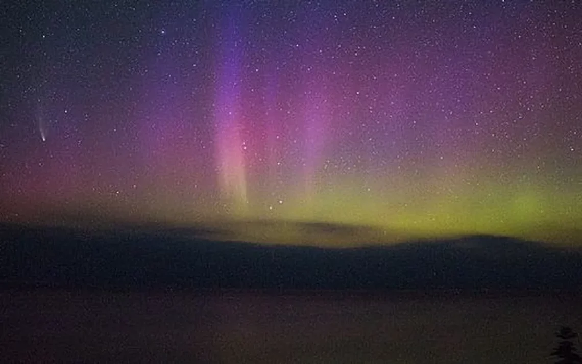 auroras, auroras boreais, auroras austrais, tempestades geomagnéticas;