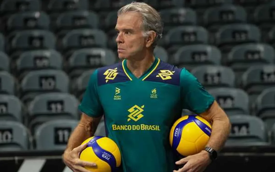 seleção masculina de vôlei brasileiro, treinador vitorioso, Liga das Nações, VNL 2024, Maracanãzinho, Cuba, Argentina, Sérvia, Itália, Jogos Olímpicos Paris 2024, Pré-Olímpico, foco na França, testes, decisões, Lucarelli, Darlan, Lukas, Bergmann, Arthur, Bento, FIVB;