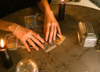 Cartas, de Tarot, prática, mística;