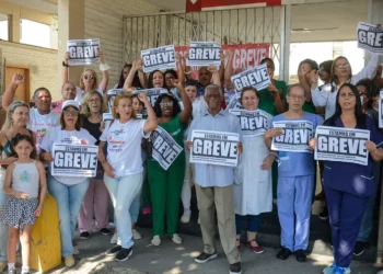 greve, indeterminada, paralisação;