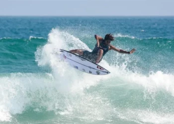 jovem, surfista, exemplo, de inovação, patrocínio, inovador;