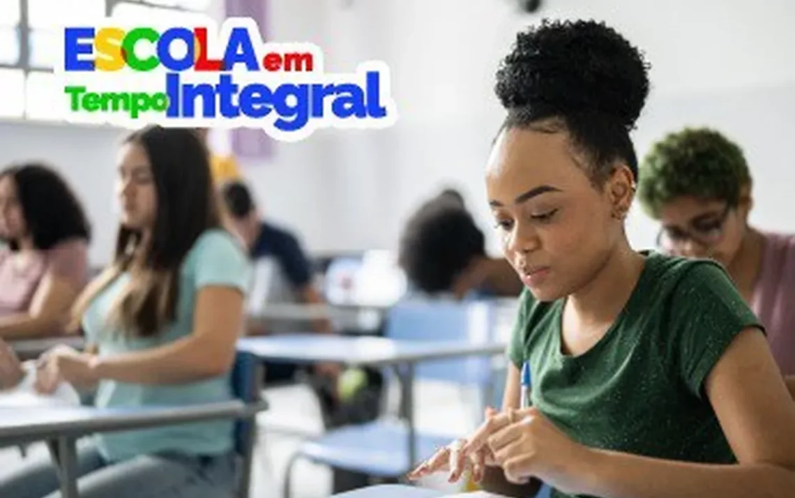 Educação em período integral;