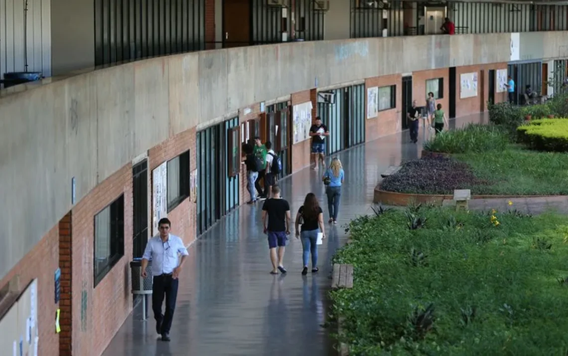 Alunos, Universitários, Jovens;