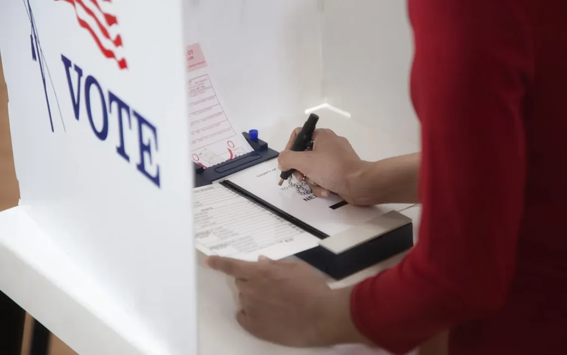 votos, eleitores, urnas, eleição, eleitoral;