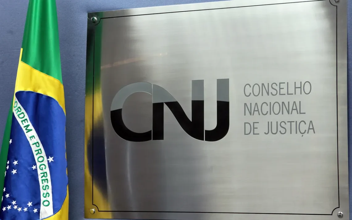 processo, legislação, jurisdição, procedimento, sentença, decisão;