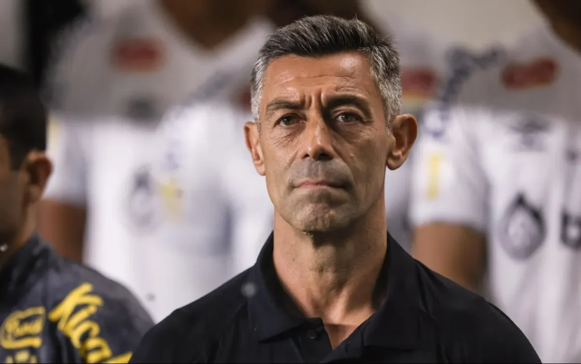 Caixinha, técnico;