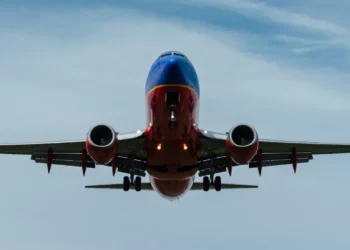 turbulência intensa, instabilidade climática, balanço do avião';