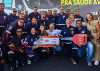 assistência médica, atendimento de saúde, cuidado médico';