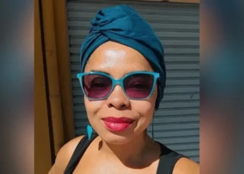 defensora, procuradora, representante, advogado;