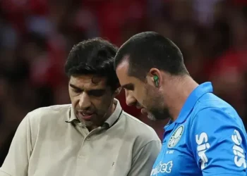 juiz, árbitro, decisão';