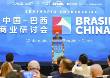 aportes, recursos, financiamentos, aplicações;