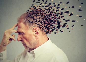 demência, doença degenerativa, enfermidade cerebral;