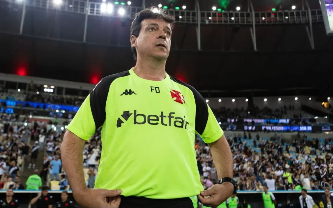 treinador, técnico;