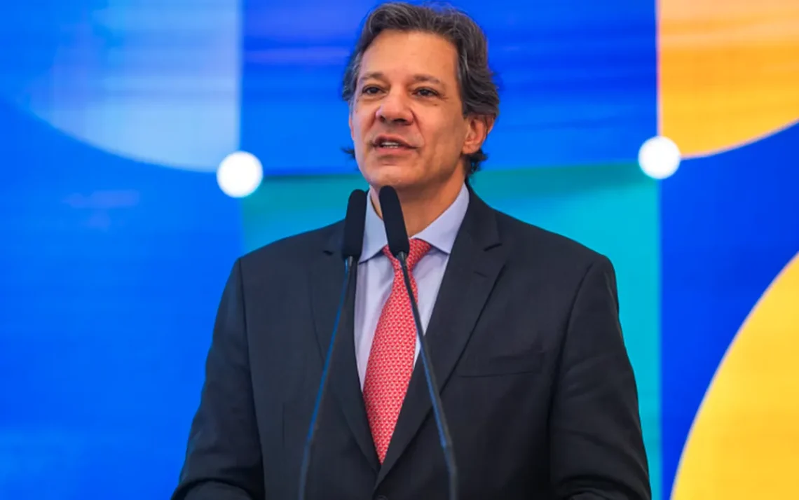 governante, autoridade, dirigente, líder, chefe;