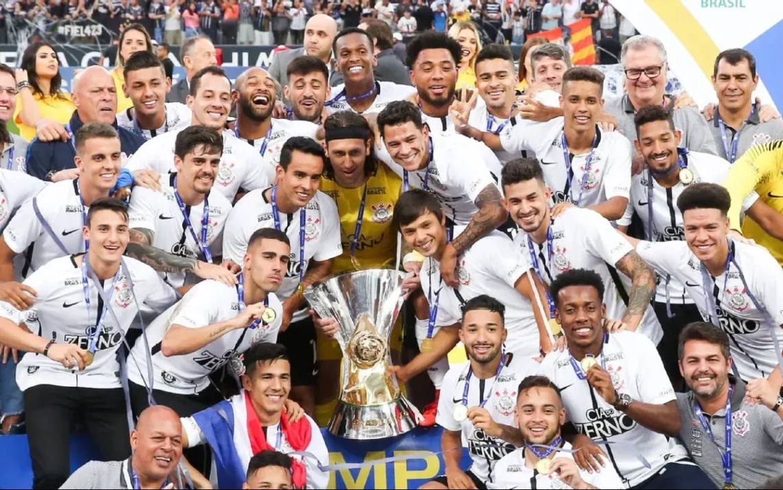 esporte, jogos, competições;