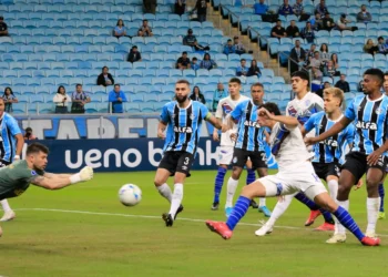 Tricolor, Imortal;