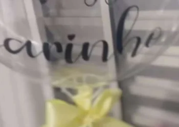 genitora, progenitora, pai;