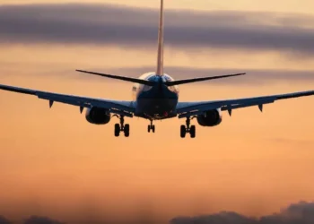 transporte aéreo, indústria aérea, setor aéreo;