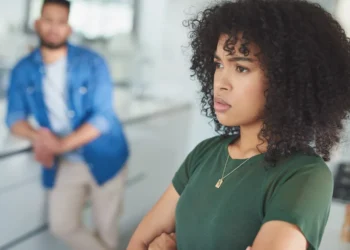 arrependimento, perdão, justificativa;