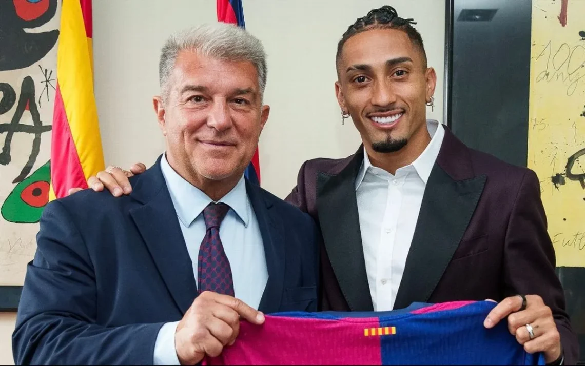 atacante, camisa 11, jogador;