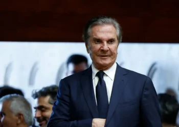detenção, encarceramento, reclusão;