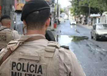 disparos, tiros, atiramentos, homicídios;