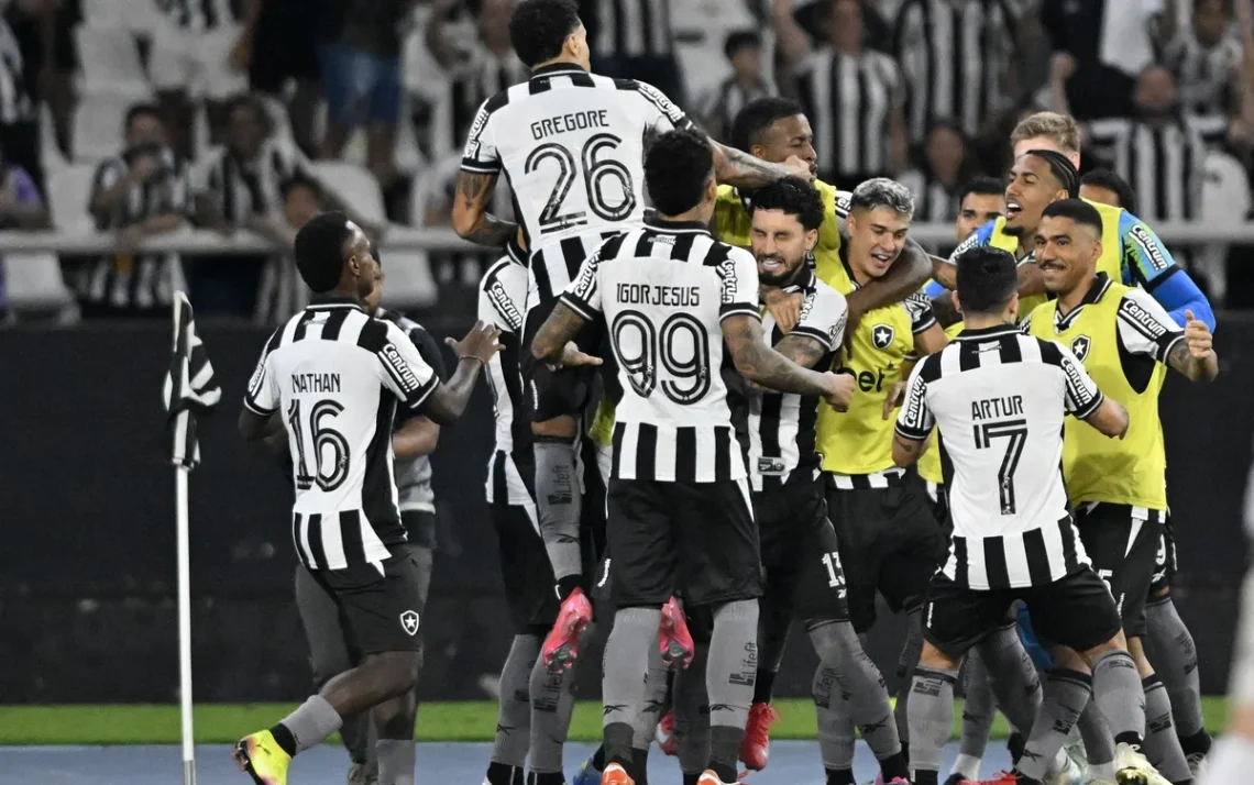 time, clube, equipe';
