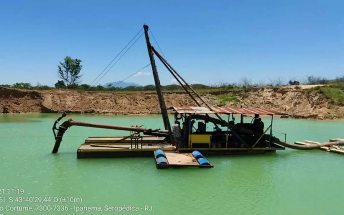 infrações ambientais, delitos ecológicos, danos ao meio ambiente';
