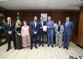 programa, iniciativa, política';