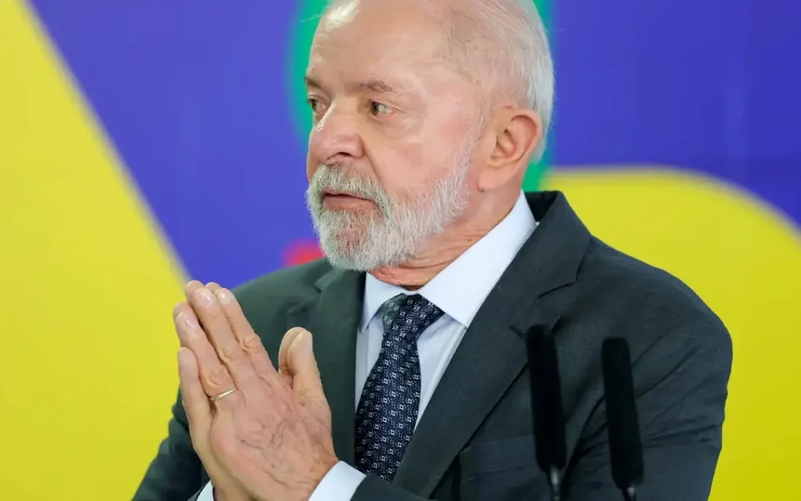 presidente, chefe de estado, líder;