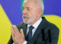 presidente, chefe de estado, líder;