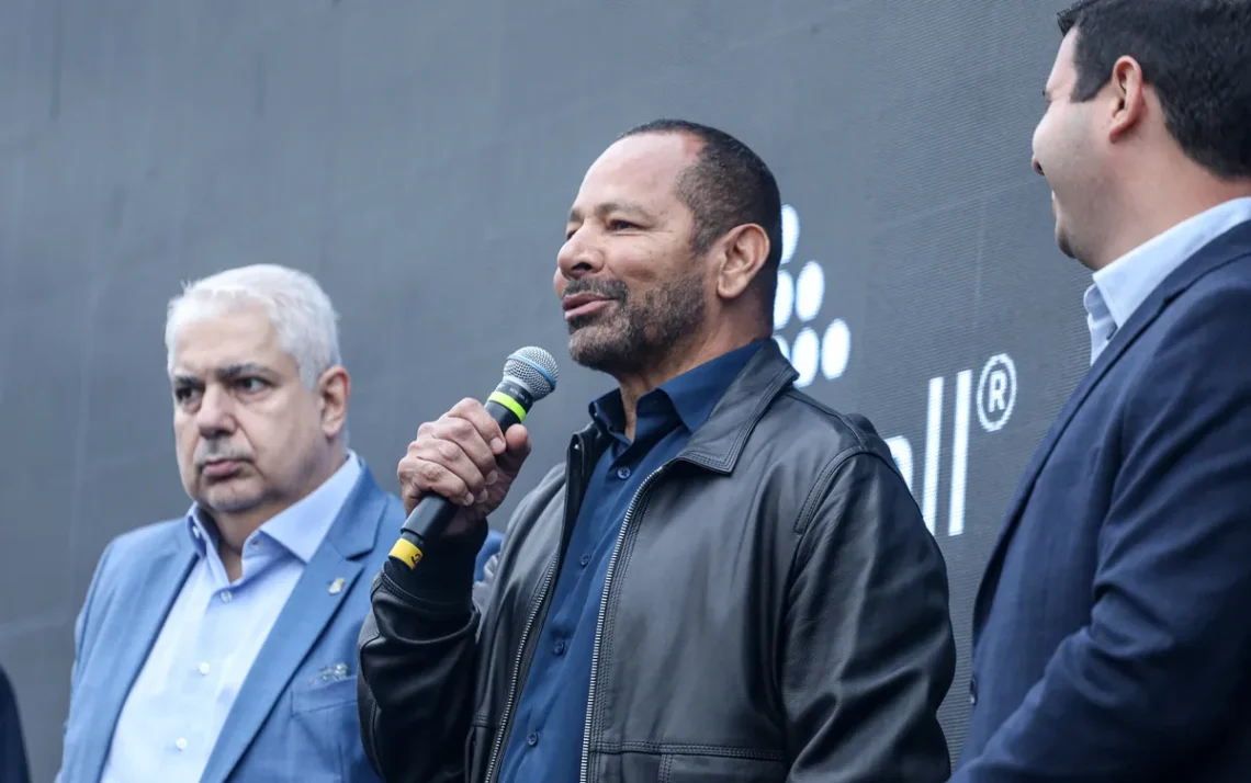 jogador, empresário, pai';