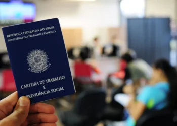 oportunidades, empregos, estágios;