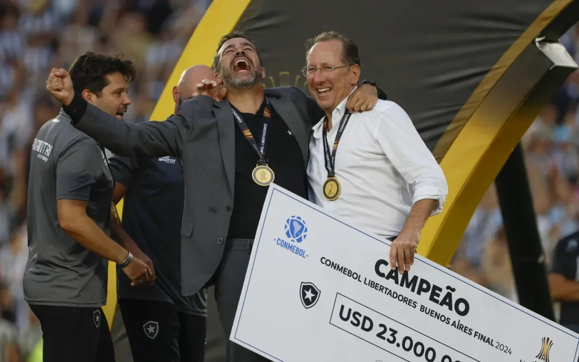 time, clube, equipe';