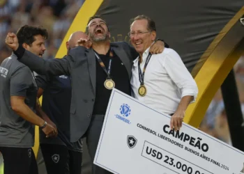 time, clube, equipe';